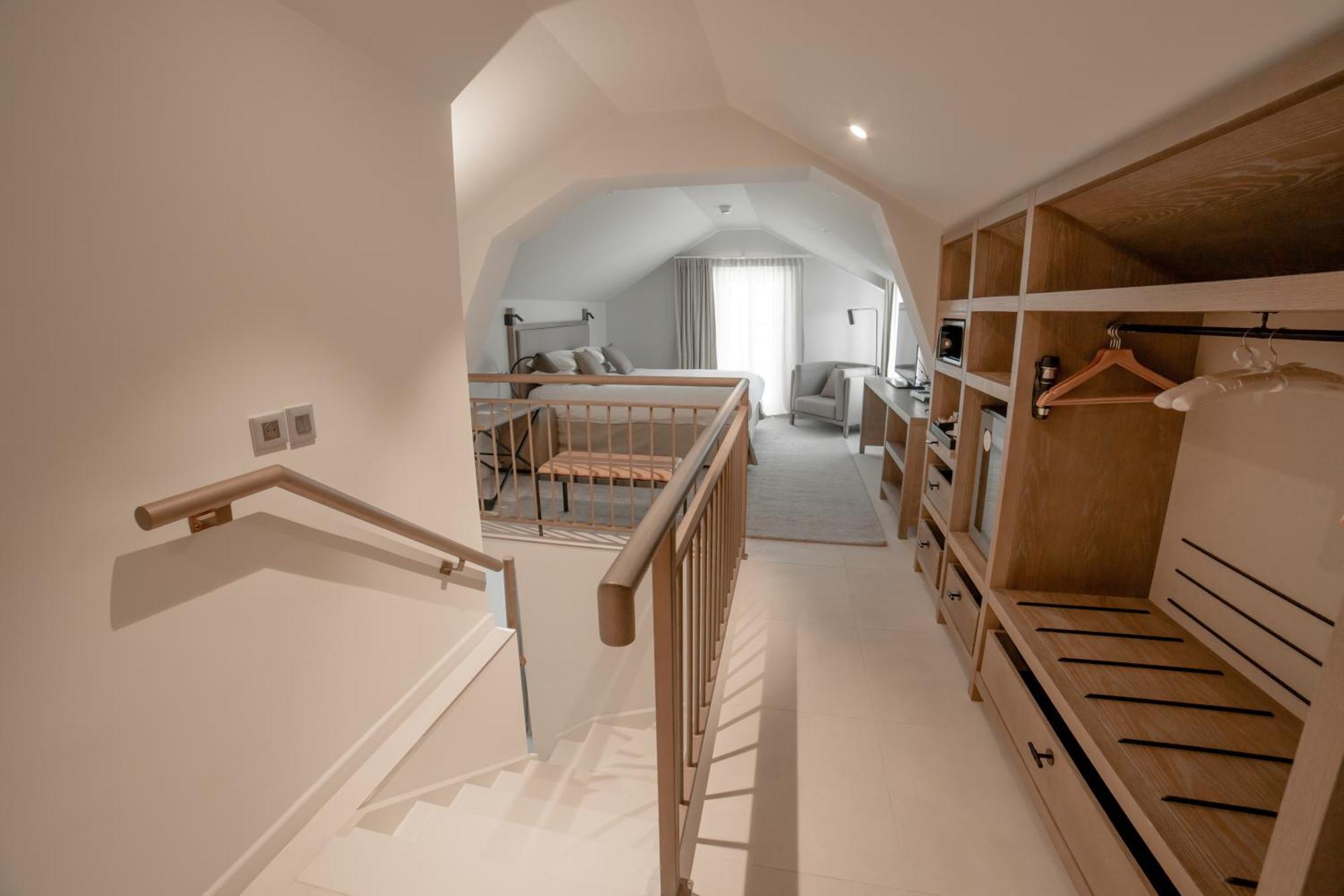 Le Grand Pavillon Chantilly Room photo